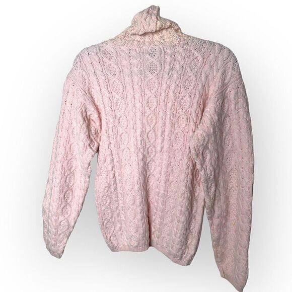 Charter Club Classic Pink turtleneck with shoulder pads Sweater Size S - Picture 5 of 5